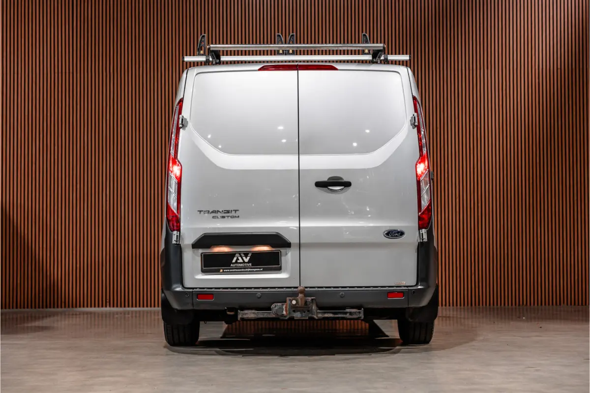 270 2.2 TDCI | Cruise control | PDC | Airco | 3-Zitter | Trekhaak | Bluetooth | Orig. NL auto | Nieuwe APK