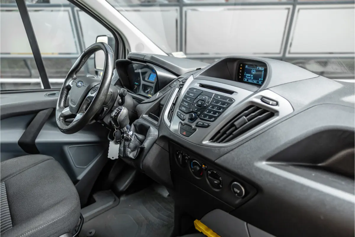 270 2.2 TDCI | Cruise control | PDC | Airco | 3-Zitter | Trekhaak | Bluetooth | Orig. NL auto | Nieuwe APK