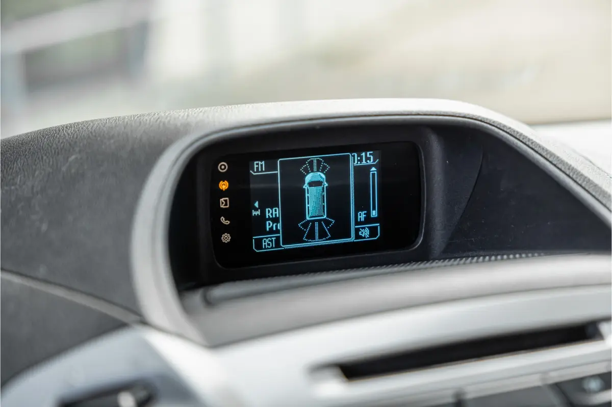 270 2.2 TDCI | Cruise control | PDC | Airco | 3-Zitter | Trekhaak | Bluetooth | Orig. NL auto | Nieuwe APK