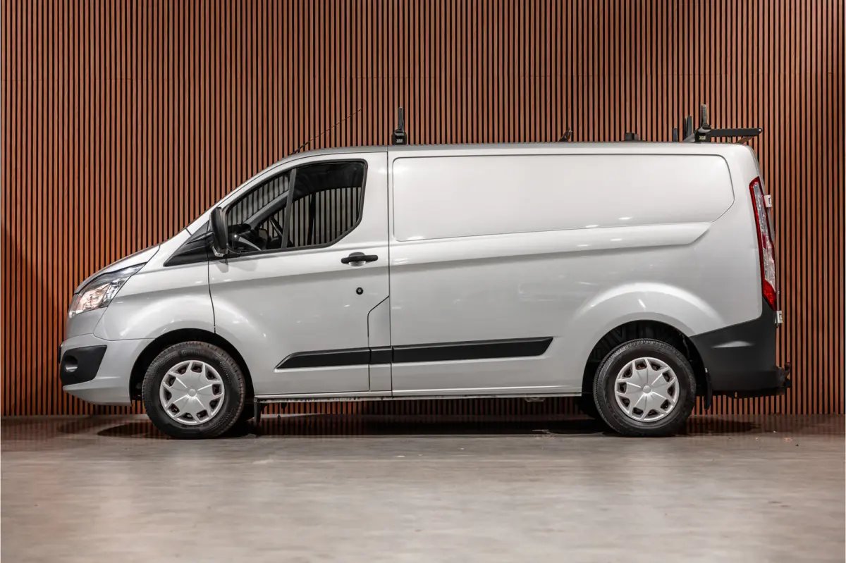 270 2.2 TDCI | Cruise control | PDC | Airco | 3-Zitter | Trekhaak | Bluetooth | Orig. NL auto | Nieuwe APK
