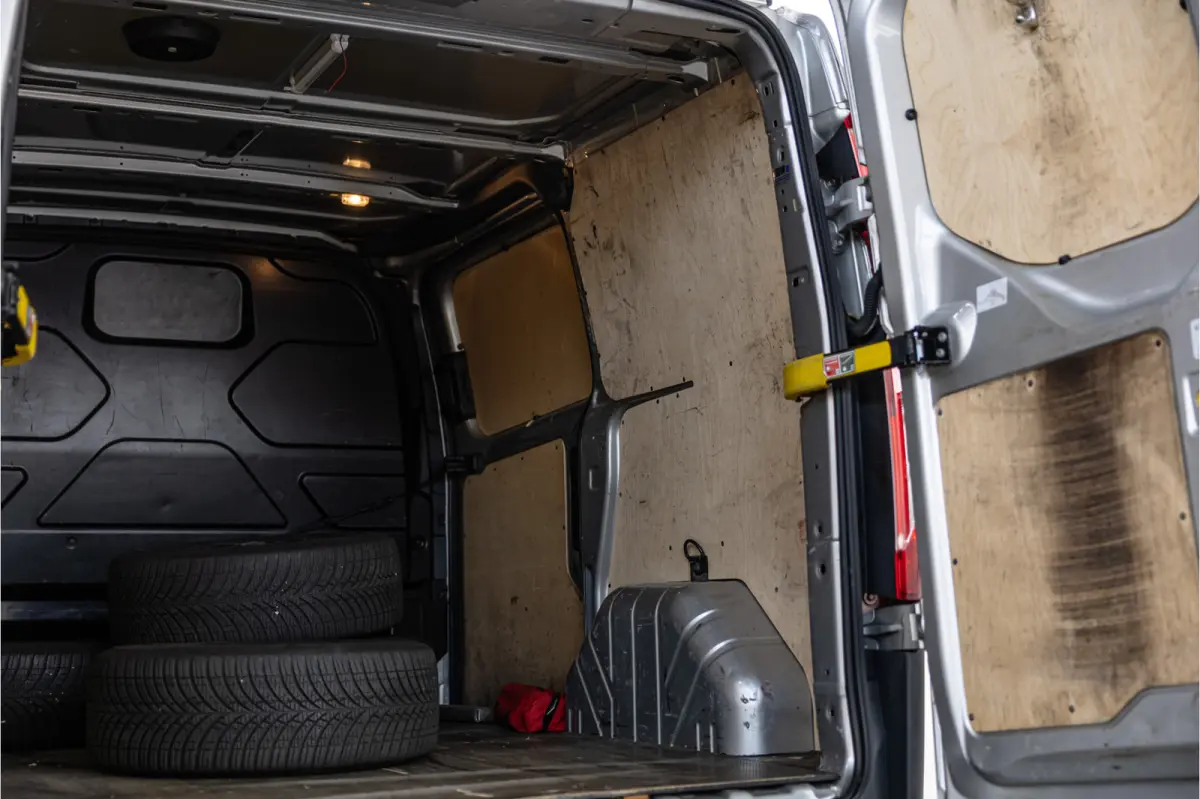 270 2.2 TDCI | Cruise control | PDC | Airco | 3-Zitter | Trekhaak | Bluetooth | Orig. NL auto | Nieuwe APK