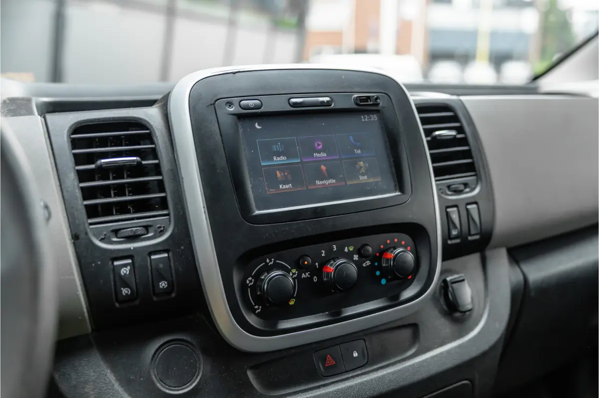 1.6 dCi L2H1 | Navigatie | Trekhaak | Airco | Cruise control | Bluetooth | Elek ramen | Nieuwe APK | Orig. NL auto