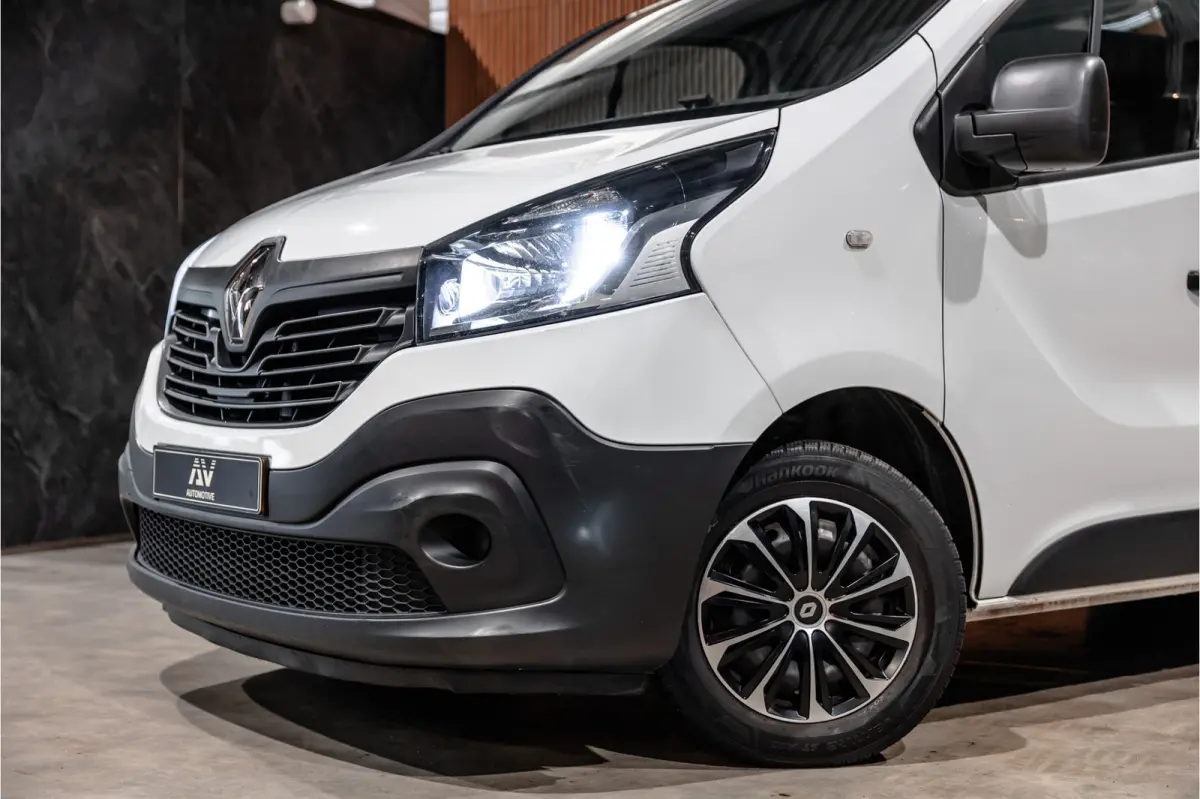 1.6 dCi L2H1 | Navigatie | Trekhaak | Airco | Cruise control | Bluetooth | Elek ramen | Nieuwe APK | Orig. NL auto