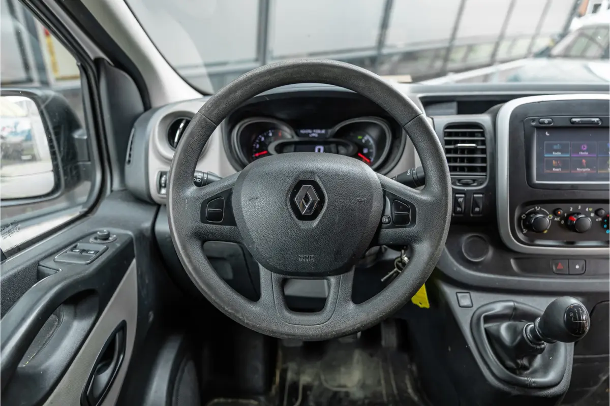 1.6 dCi L2H1 | Navigatie | Trekhaak | Airco | Cruise control | Bluetooth | Elek ramen | Nieuwe APK | Orig. NL auto