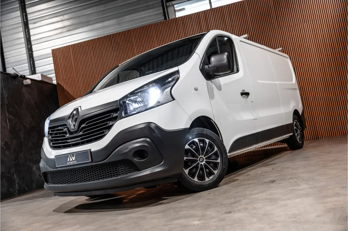 1.6 dCi L2H1 | Navigatie | Trekhaak | Airco | Cruise control | Bluetooth | Elek ramen | Nieuwe APK | Orig. NL auto