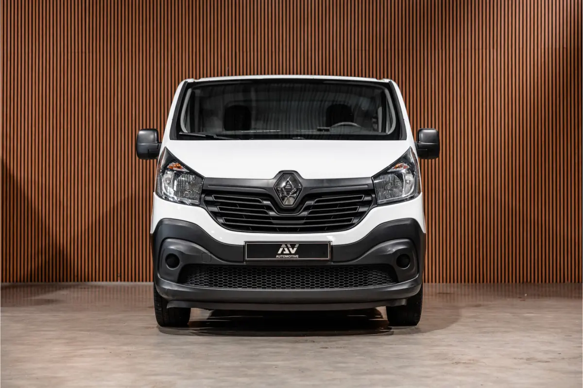 1.6 dCi L2H1 | Navigatie | Trekhaak | Airco | Cruise control | Bluetooth | Elek ramen | Nieuwe APK | Orig. NL auto