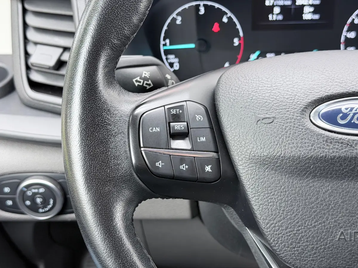300 2.0 TDCI L1H1 Trend Inrichting Sortimo