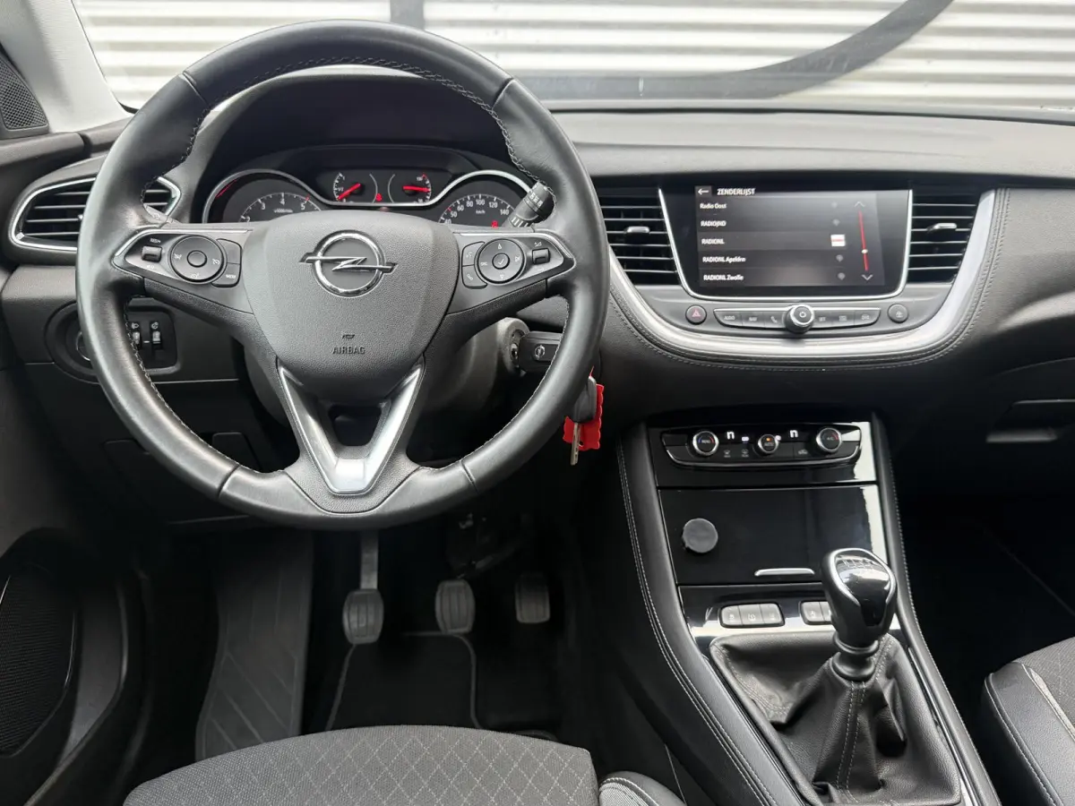 1.2 Turbo Elegance Navi|Camera|Carplay|D-riem vv in 2024|Clima|Cruise|N.A.P|APK tot 01-2028