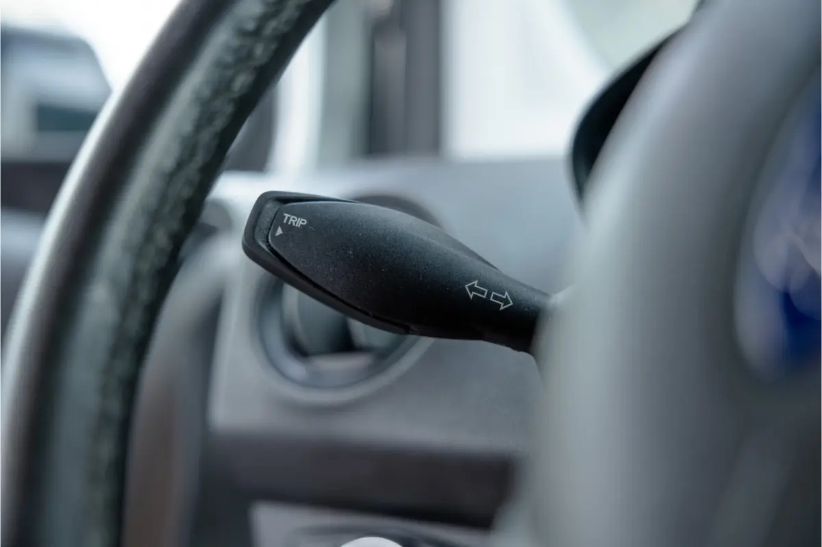 1.0 100 PK | Benzine | Navigatie | CarPlay | PDC | Stoelverwarming | Cruise control | MF Stuur | Airco | Nieuwe APK | Dealer onderhouden