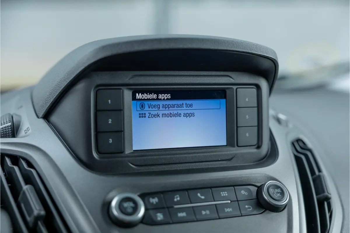 1.0 100 PK | Benzine | Navigatie | CarPlay | PDC | Stoelverwarming | Cruise control | MF Stuur | Airco | Nieuwe APK | Dealer onderhouden
