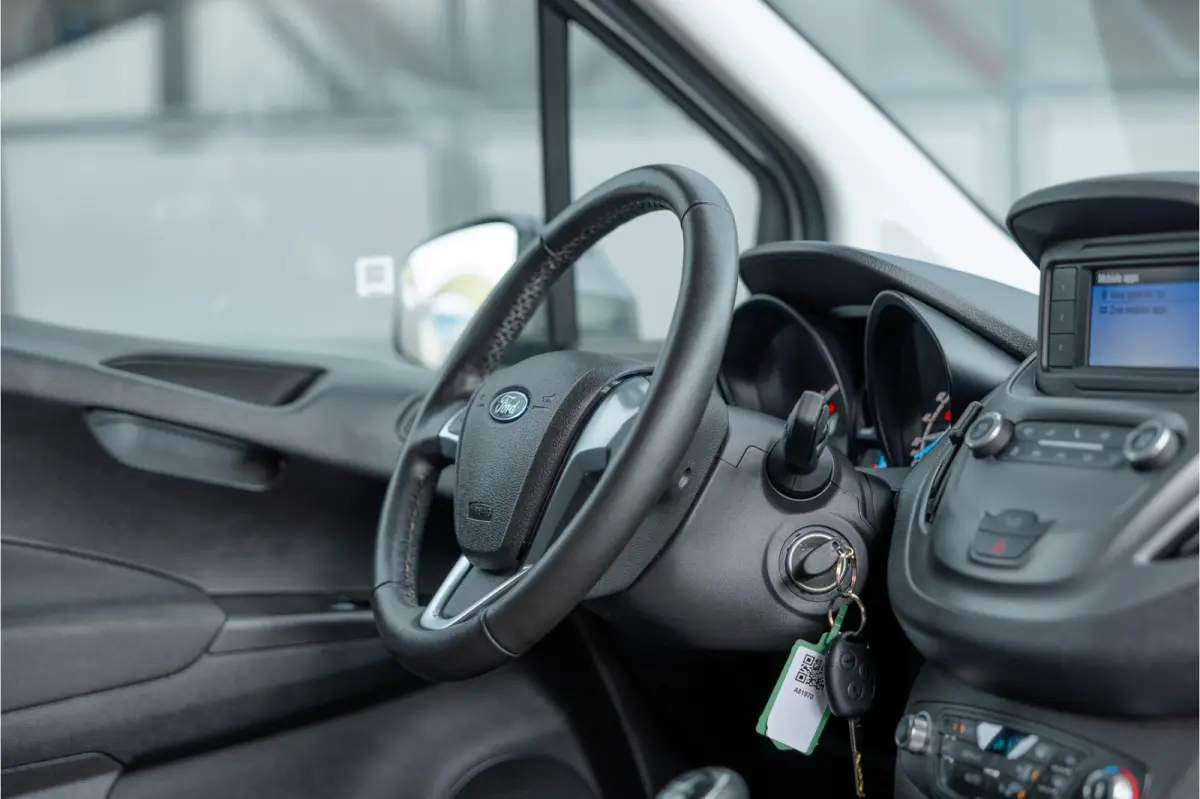 1.0 100 PK | Benzine | Navigatie | CarPlay | PDC | Stoelverwarming | Cruise control | MF Stuur | Airco | Nieuwe APK | Dealer onderhouden