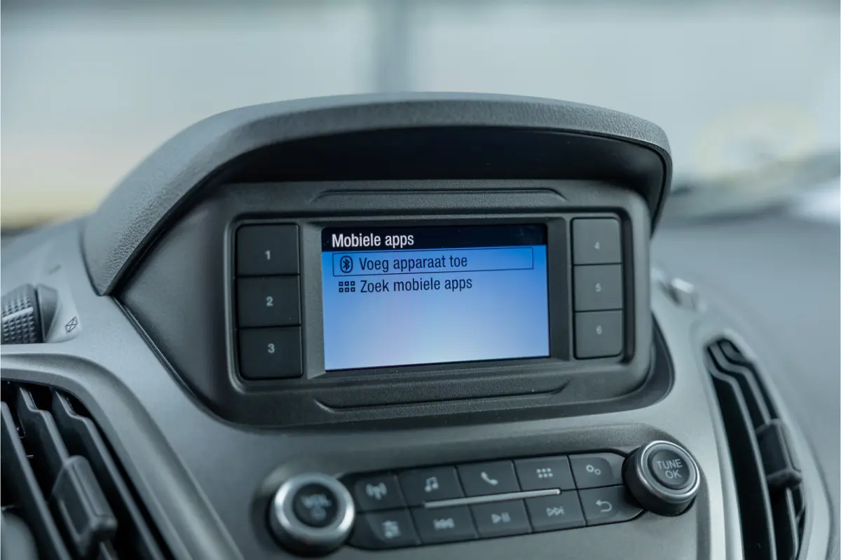1.0 100 PK | Benzine | Navigatie | CarPlay | PDC | Stoelverwarming | Cruise control | MF Stuur | Airco | Nieuwe APK | Dealer onderhouden