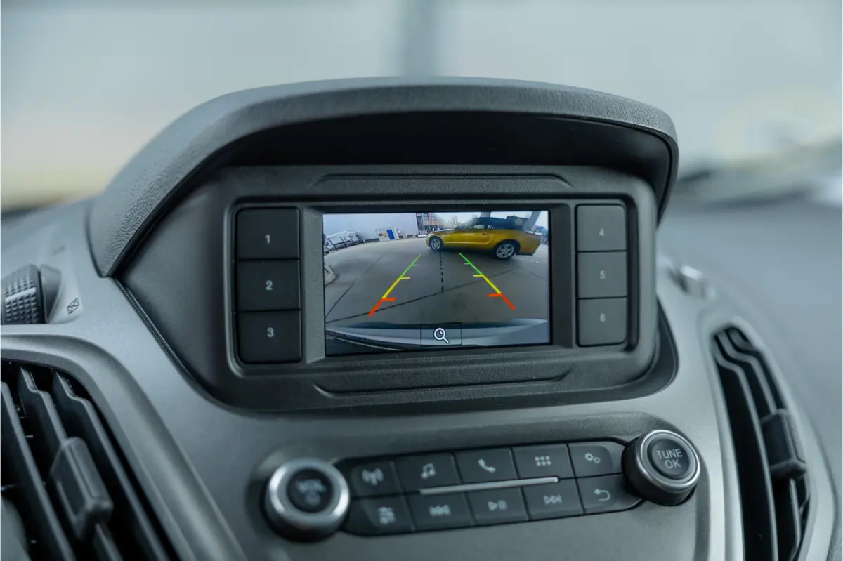 1.0 100 PK | Benzine | Navigatie | CarPlay | PDC | Stoelverwarming | Cruise control | MF Stuur | Airco | Nieuwe APK | Dealer onderhouden