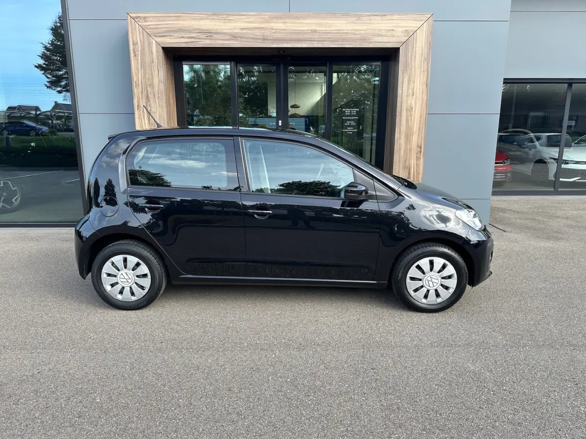 Up! 1.0 65pk Move Up! Cruise | Stoelverwarming | Camera | 4-season | Mistlampen | Bluetooth | Rijklaar incl. 1 jaar Bovag garantie
