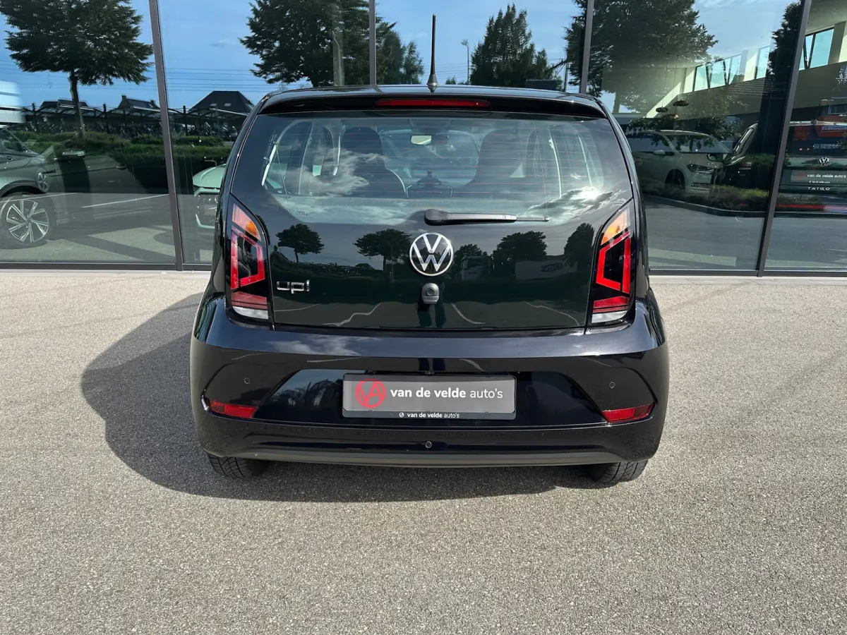 Up! 1.0 65pk Move Up! Cruise | Stoelverwarming | Camera | 4-season | Mistlampen | Bluetooth | Rijklaar incl. 1 jaar Bovag garantie