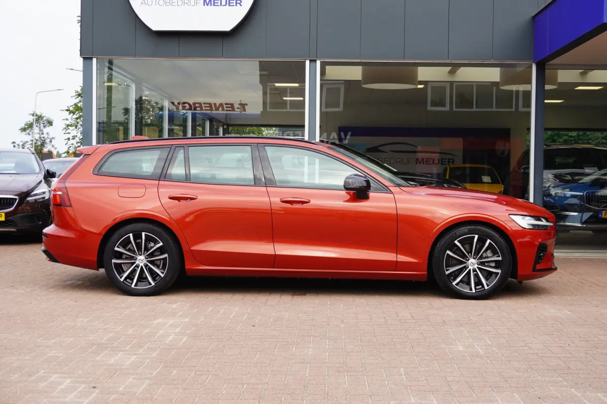 2.0 T6 Plug-in hybrid AWD Plus Dark | Automaat | 113.000KM | Vol opties | 2022 | Dealerauto | Inruil mogelijk