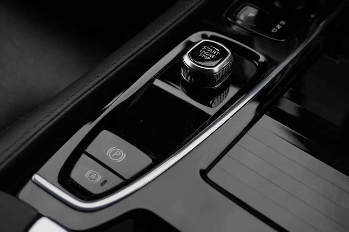 2.0 T6 Plug-in hybrid AWD Plus Dark | Automaat | 113.000KM | Vol opties | 2022 | Dealerauto | Inruil mogelijk