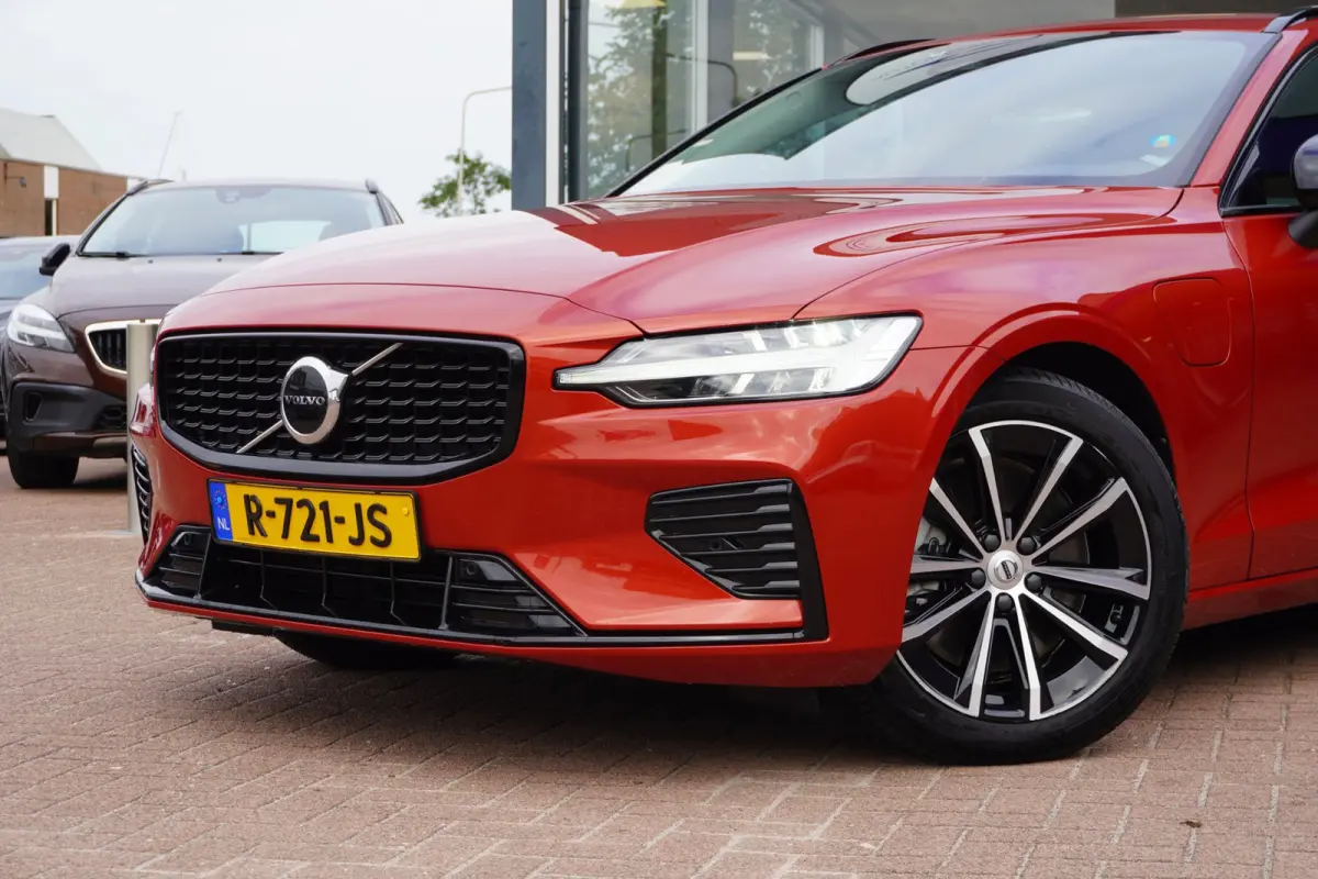 2.0 T6 Plug-in hybrid AWD Plus Dark | Automaat | 113.000KM | Vol opties | 2022 | Dealerauto | Inruil mogelijk