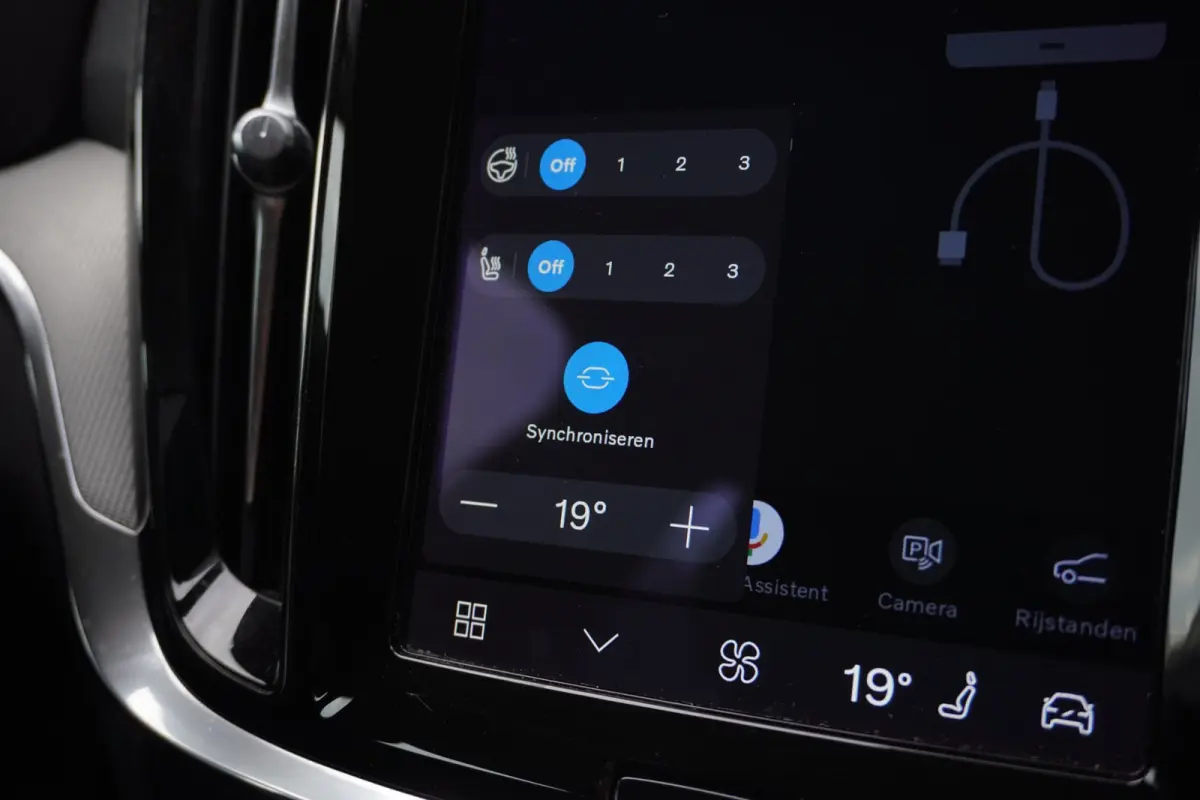 2.0 T6 Plug-in hybrid AWD Plus Dark | Automaat | 113.000KM | Vol opties | 2022 | Dealerauto | Inruil mogelijk