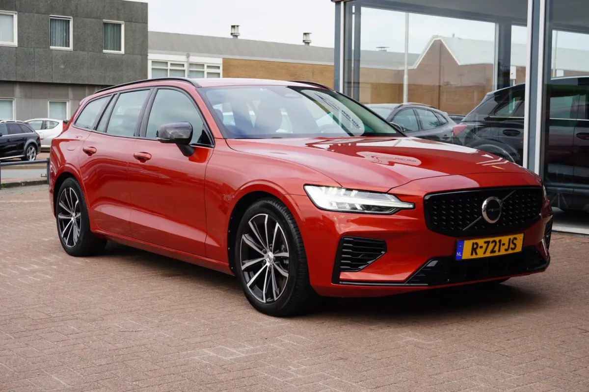 2.0 T6 Plug-in hybrid AWD Plus Dark | Automaat | 113.000KM | Vol opties | 2022 | Dealerauto | Inruil mogelijk