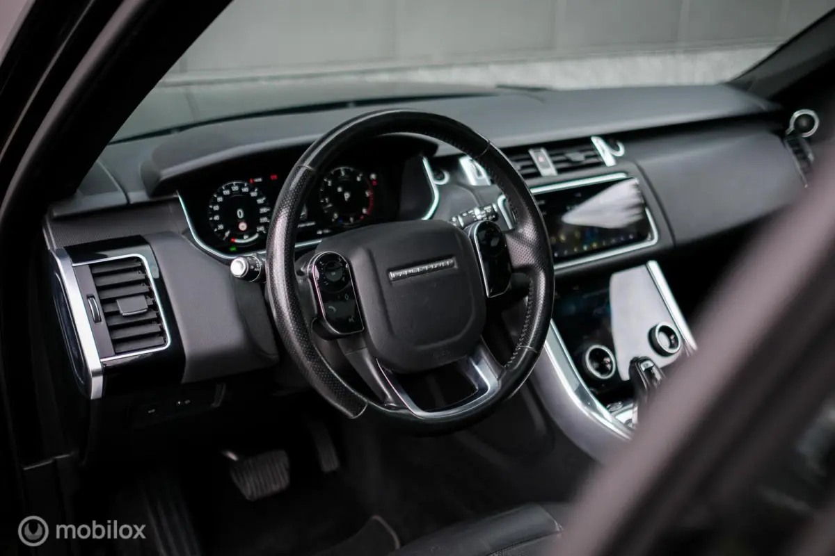 3.0 SDV6 HSE Dynamic | Urban Wheels | Matrix LED | Panoramadak | Cold Climate pack | Facelift |