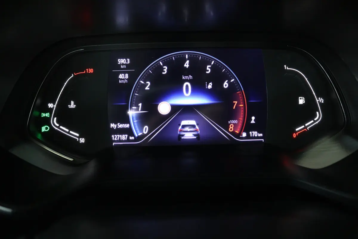1.0 TCe Intens (CAMERA, NAVIGATIE, CRUISE CONTROL, PARKEERSENSOREN)