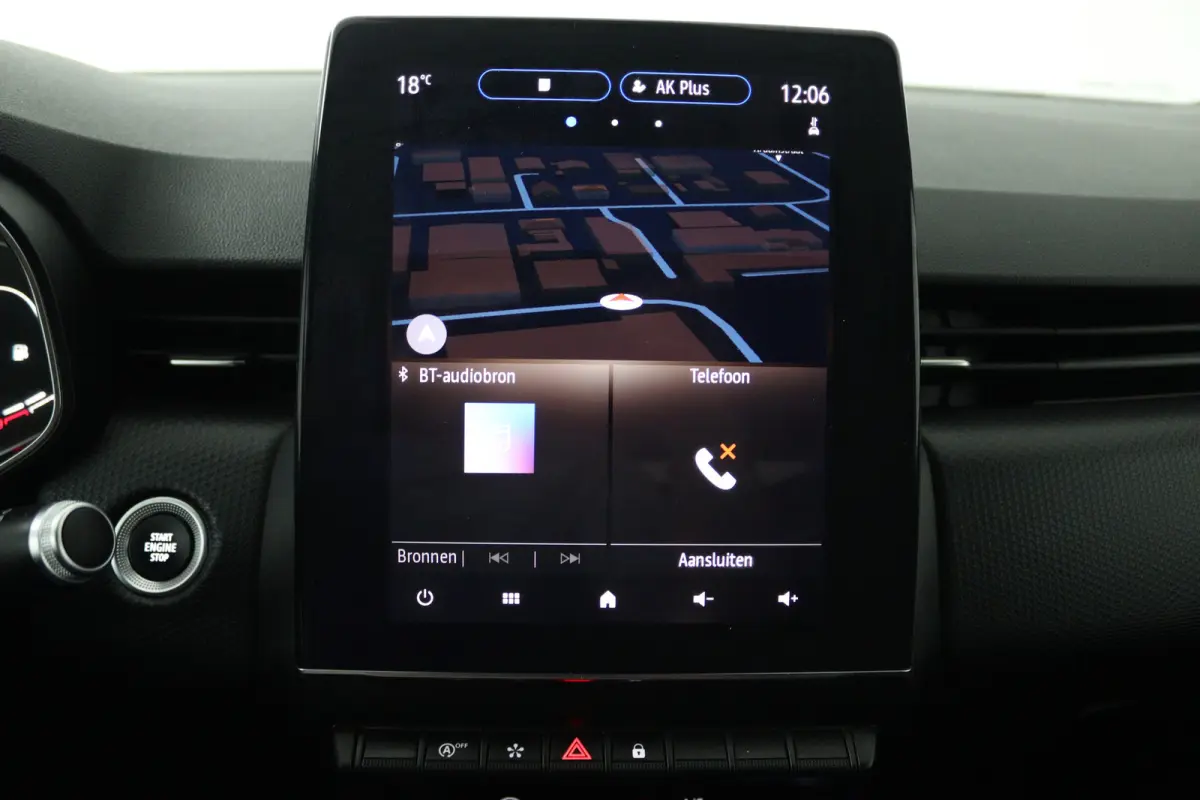 1.0 TCe Intens (CAMERA, NAVIGATIE, CRUISE CONTROL, PARKEERSENSOREN)