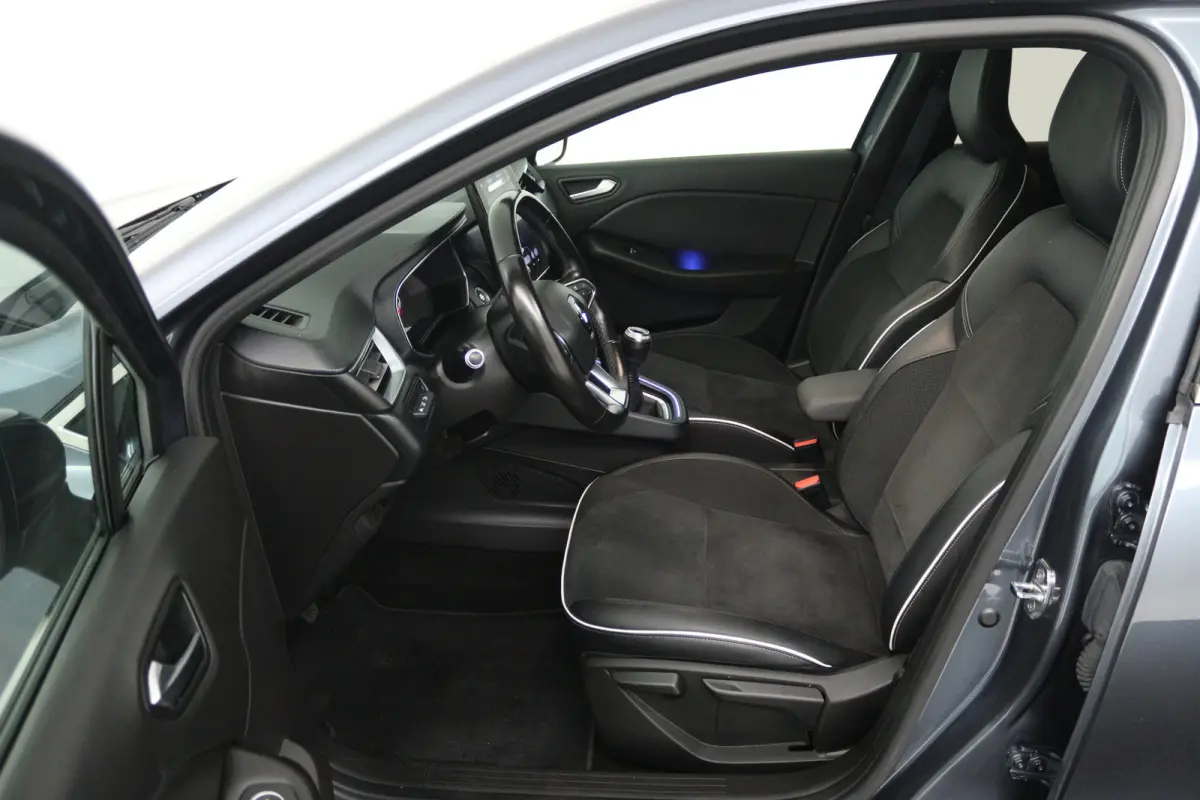 1.0 TCe Intens (CAMERA, NAVIGATIE, CRUISE CONTROL, PARKEERSENSOREN)