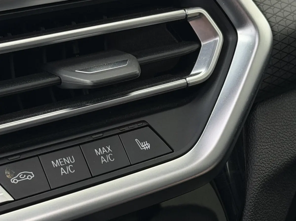 xDrive30e M-Sport | Pano | HUD | ACC | Leder | memory | Harman Kardon