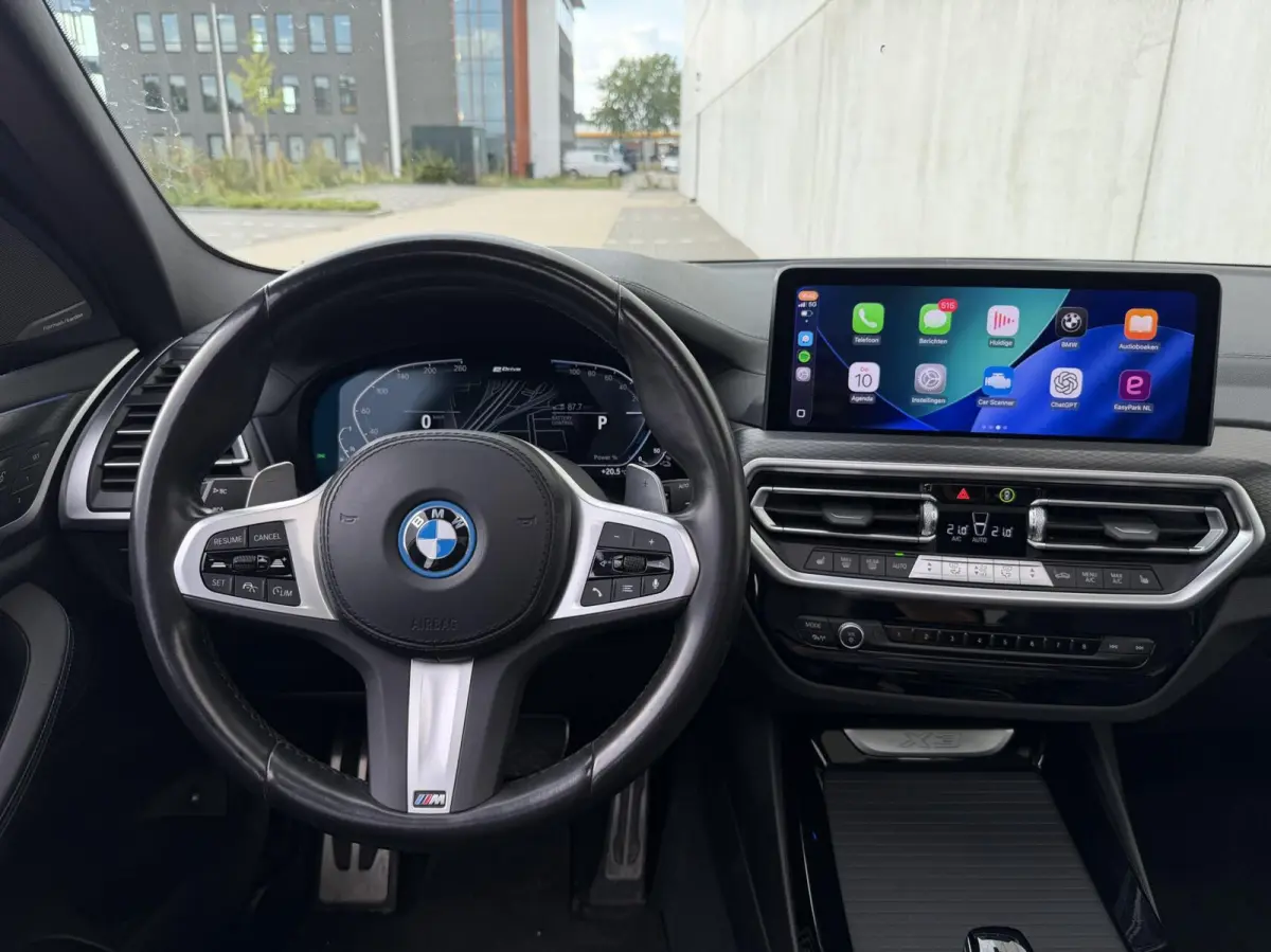 xDrive30e M-Sport | Pano | HUD | ACC | Leder | memory | Harman Kardon