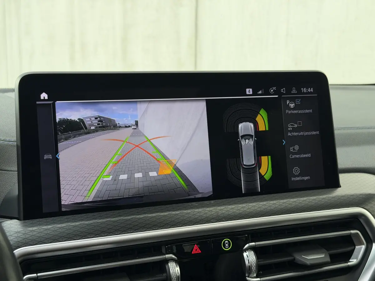 xDrive30e M-Sport | Pano | HUD | ACC | Leder | memory | Harman Kardon