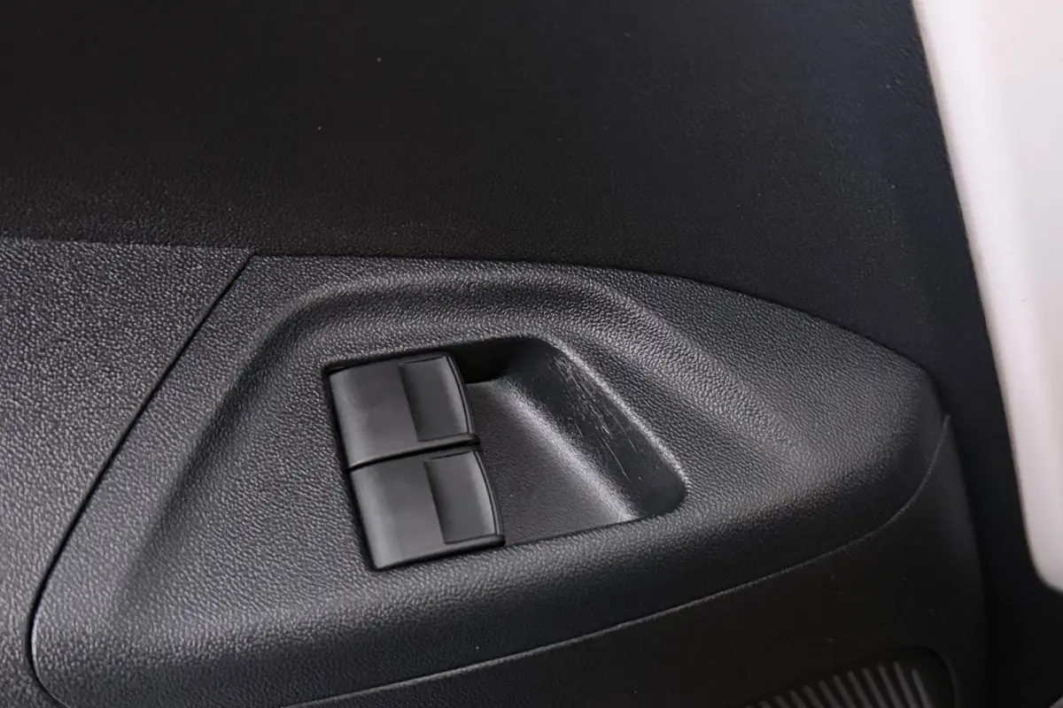 1.0 VTi Active (CABRIO TOP, BLUETOOTH, AIRCO)