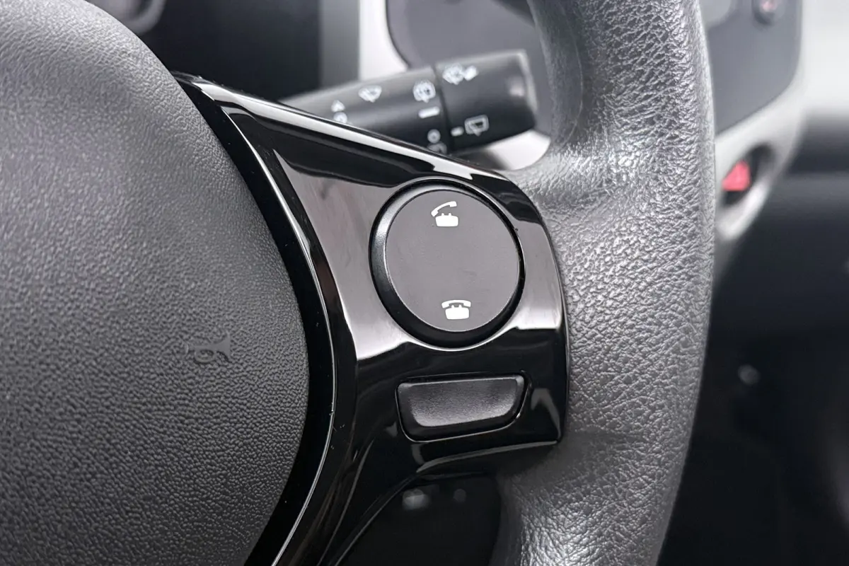 1.0 VTi Active (CABRIO TOP, BLUETOOTH, AIRCO)