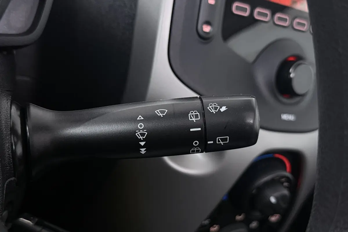 1.0 VTi Active (CABRIO TOP, BLUETOOTH, AIRCO)