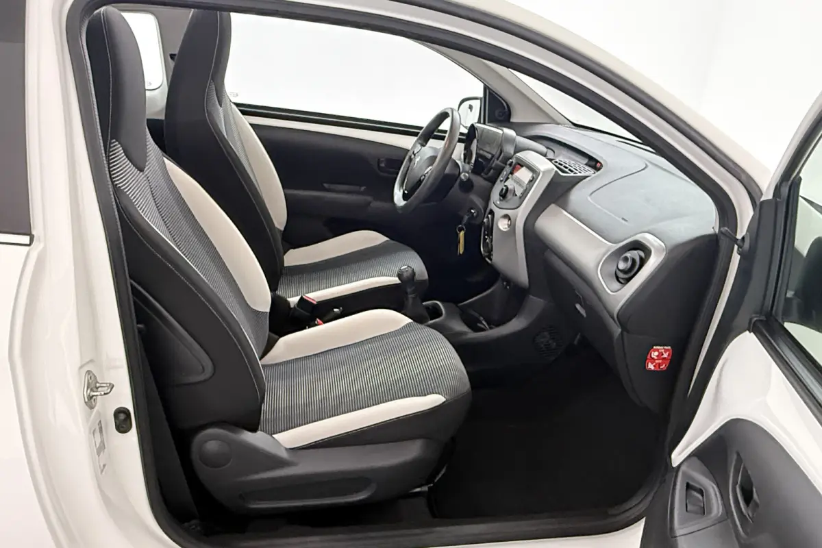 1.0 VTi Active (CABRIO TOP, BLUETOOTH, AIRCO)