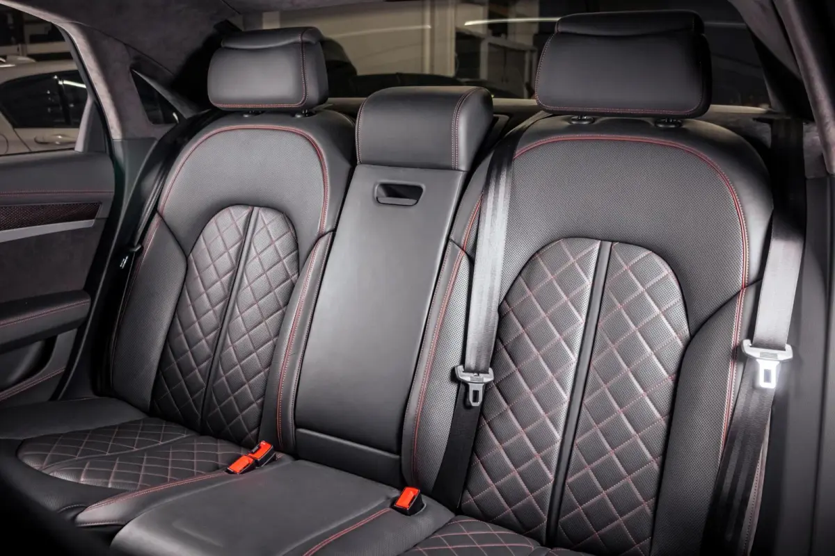 4.0 TFSI S8 plus|Keramisch|B&O|Matrix|Softclose|Night-Vision|Carbon