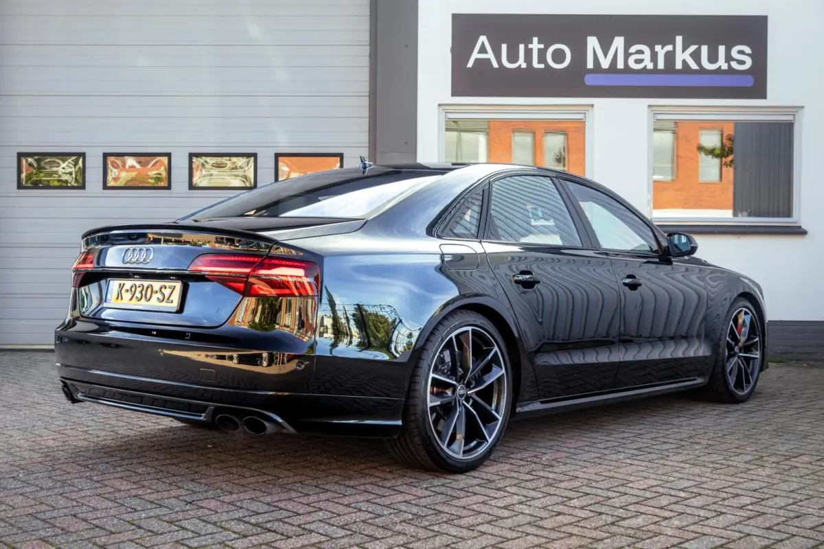 4.0 TFSI S8 plus|Keramisch|B&O|Matrix|Softclose|Night-Vision|Carbon