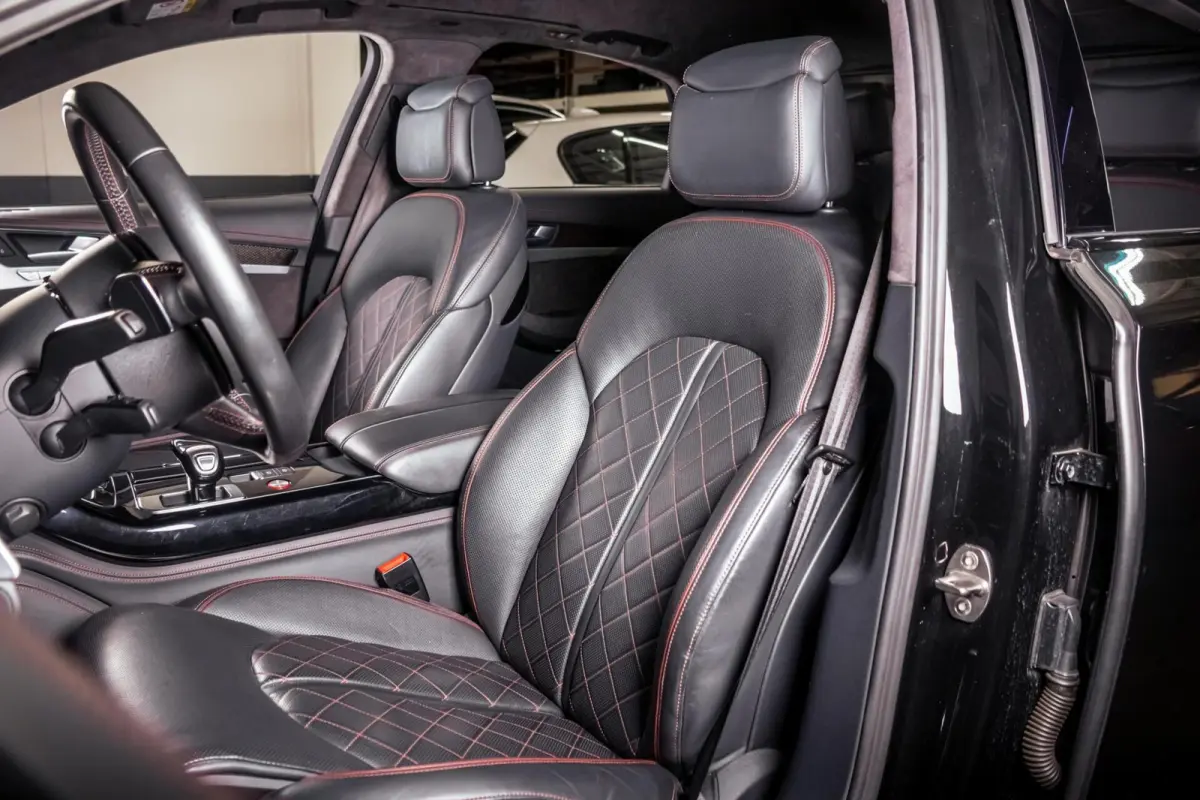 4.0 TFSI S8 plus|Keramisch|B&O|Matrix|Softclose|Night-Vision|Carbon