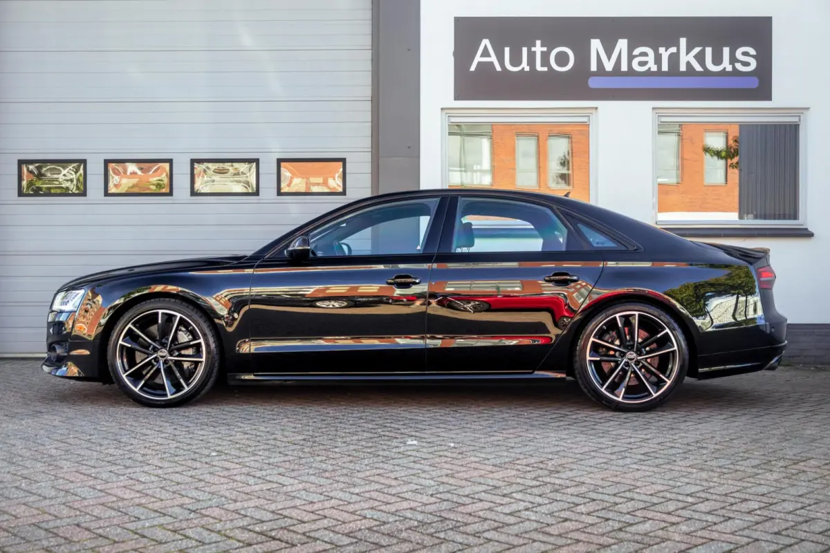 4.0 TFSI S8 plus|Keramisch|B&O|Matrix|Softclose|Night-Vision|Carbon