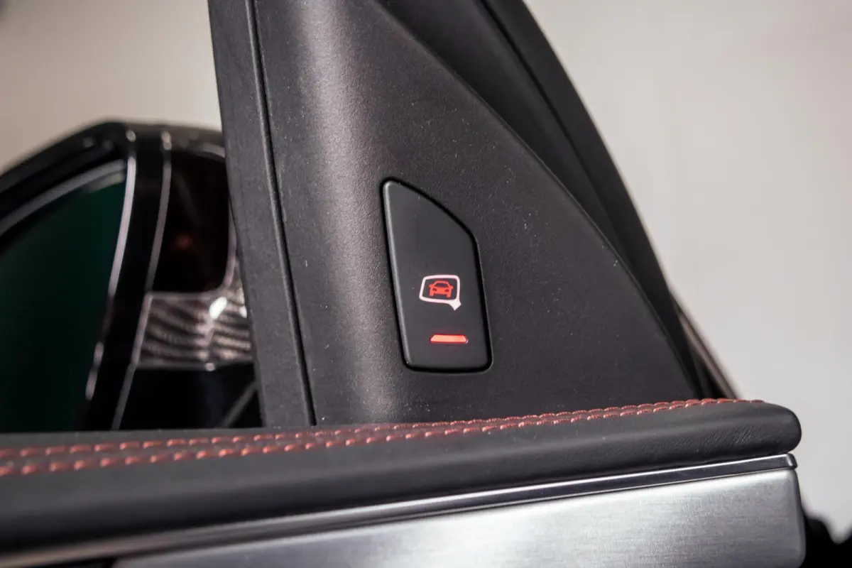 4.0 TFSI S8 plus|Keramisch|B&O|Matrix|Softclose|Night-Vision|Carbon
