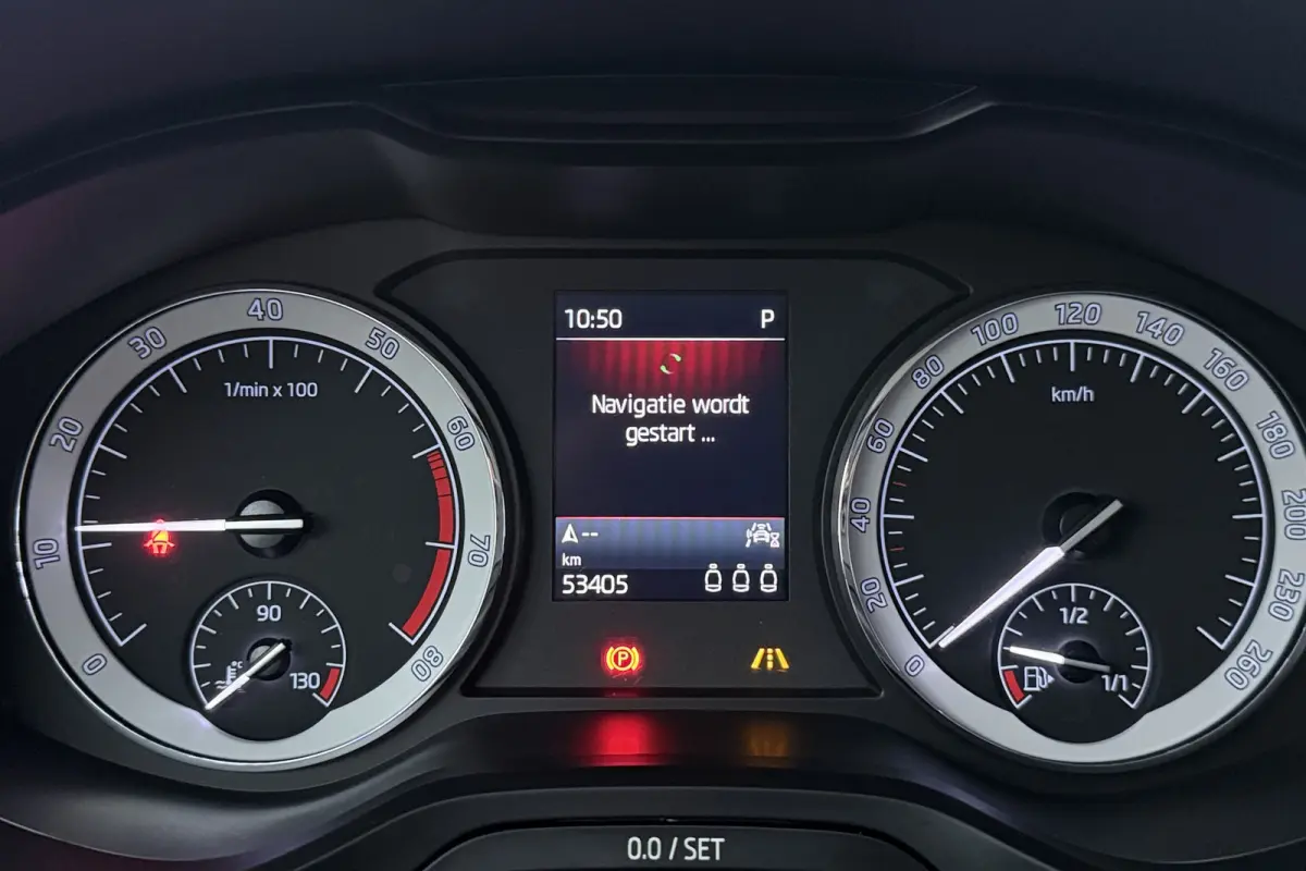 1.5 TSI Limited Business Edition (TREKHAAK AFNEEMBAAR, CANTON, STOELVERWARMING, CAMERA, CRUISE ADAPTIEF)