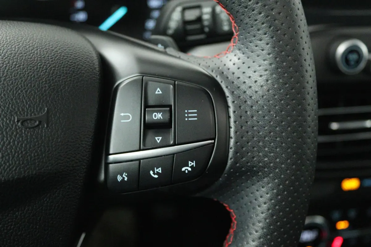 1.5 EcoBoost Vignale (PANORAMADAK, STOEL/STUUR VERWARMING, CAMERA, CRUISE CONTROL ADAPTIEF, TREKHAAK)