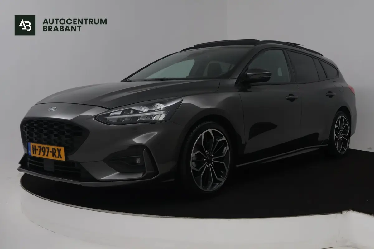 1.5 EcoBoost Vignale (PANORAMADAK, STOEL/STUUR VERWARMING, CAMERA, CRUISE CONTROL ADAPTIEF, TREKHAAK)