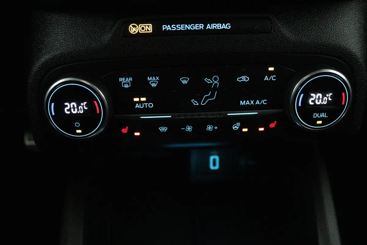 1.5 EcoBoost Vignale (PANORAMADAK, STOEL/STUUR VERWARMING, CAMERA, CRUISE CONTROL ADAPTIEF, TREKHAAK)