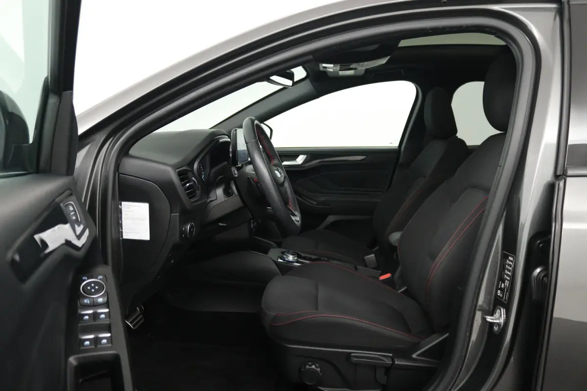 1.5 EcoBoost Vignale (PANORAMADAK, STOEL/STUUR VERWARMING, CAMERA, CRUISE CONTROL ADAPTIEF, TREKHAAK)
