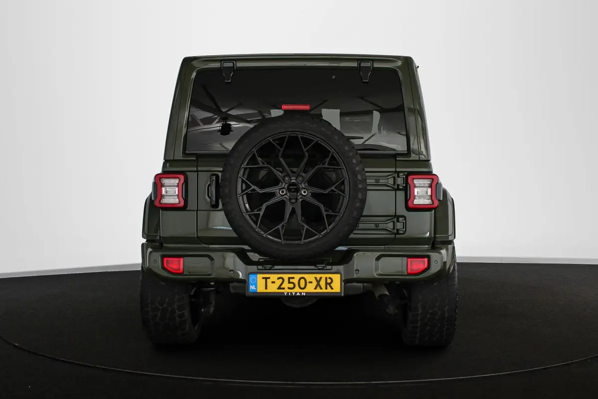 4xe 380pk TITAN™