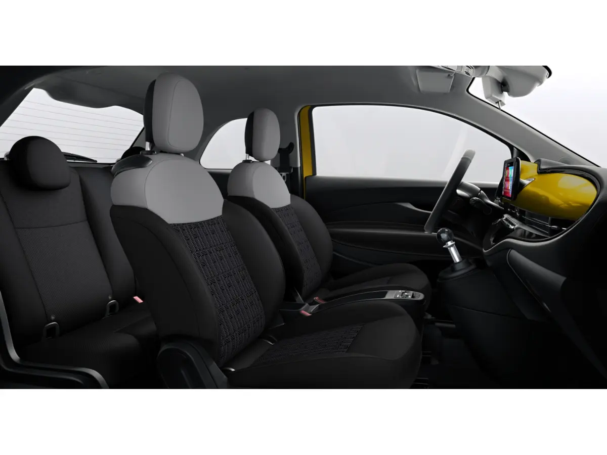 ICON | 10,25" touchscreen radio met Bluetooth, DAB & USB | Automatische airconditioning | Isofix bevestigingspunten op de achterstoelen