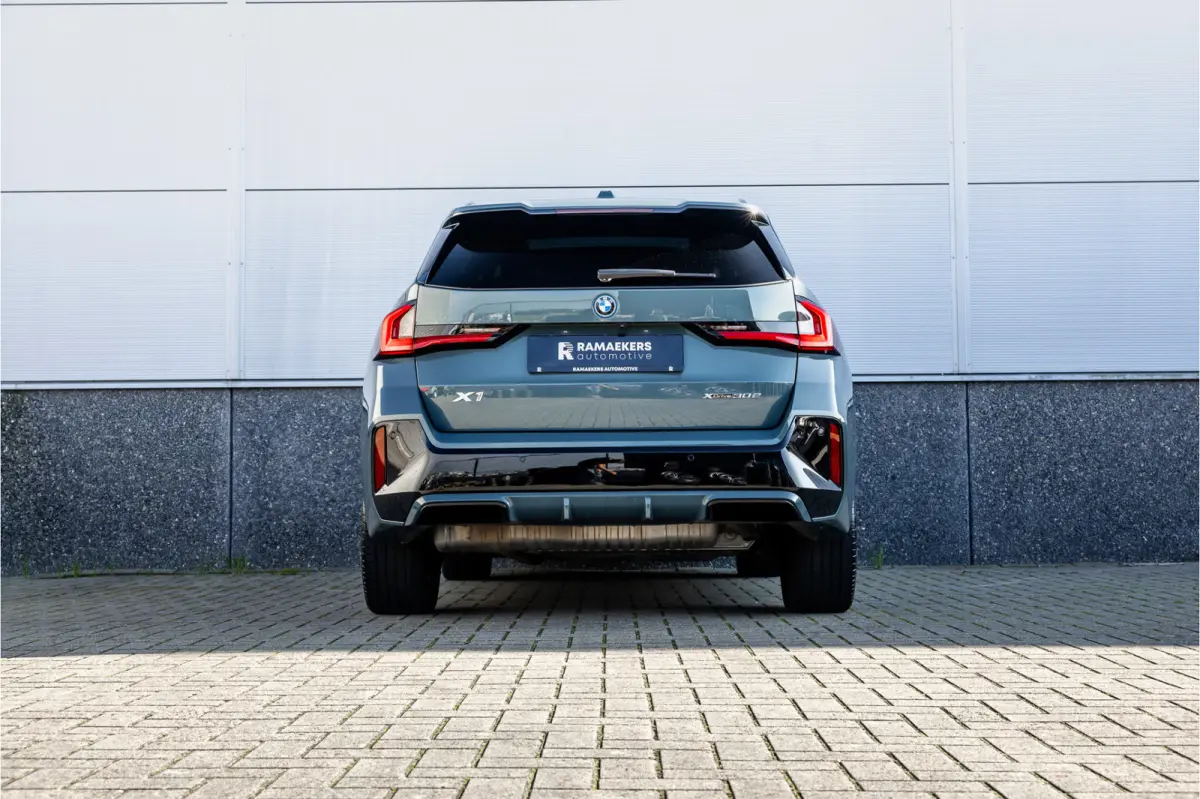xDrive30e M Sport Pano / Leder / Harman Kardon / 360 camera / Head-up / Massage stoel /