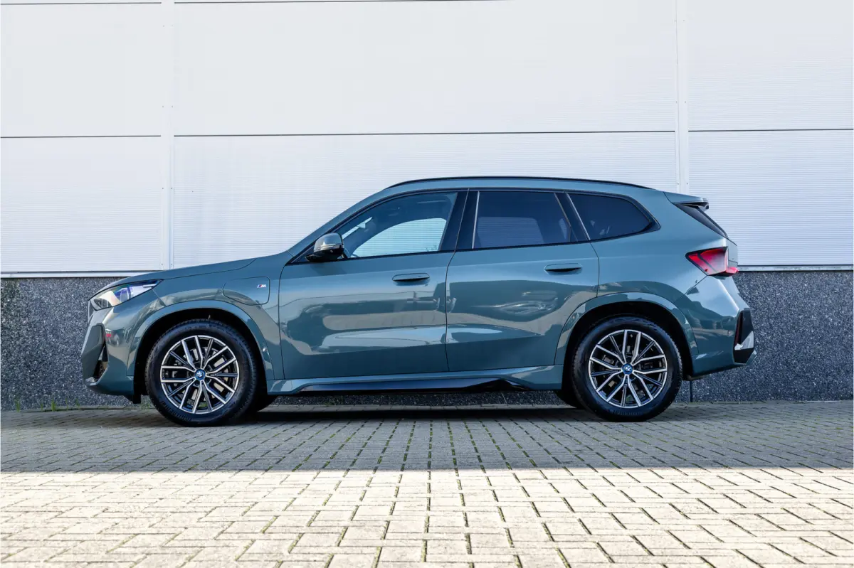 xDrive30e M Sport Pano / Leder / Harman Kardon / 360 camera / Head-up / Massage stoel /