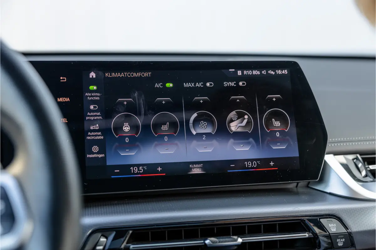 xDrive30e M Sport Pano / Leder / Harman Kardon / 360 camera / Head-up / Massage stoel /